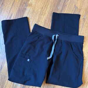 Figs Black cargo scrub pants